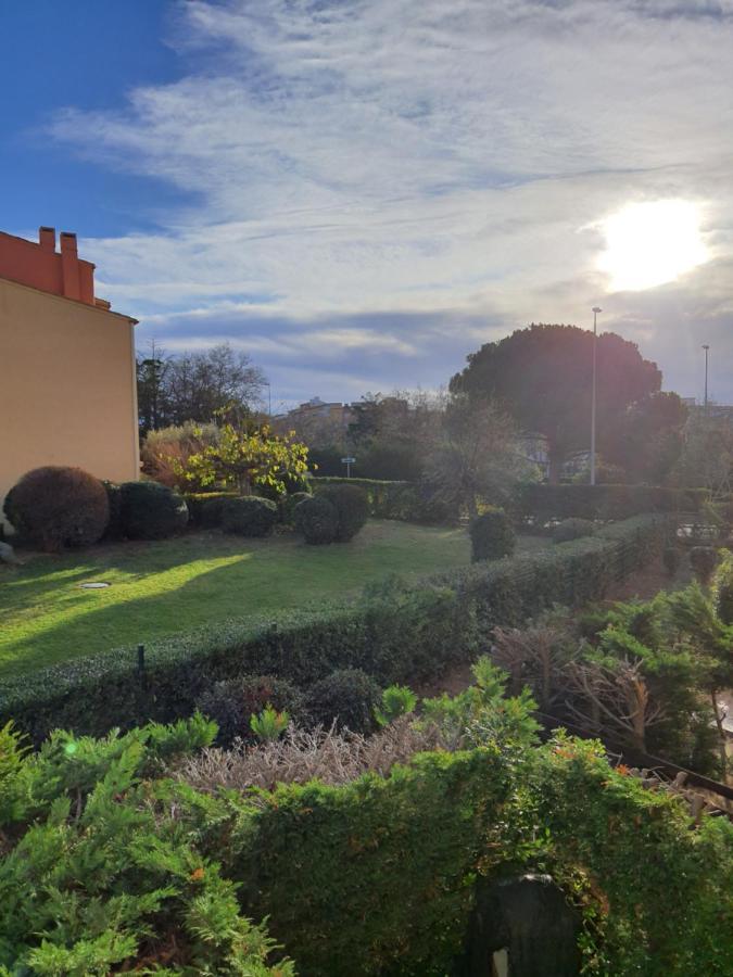 Studio 16 Le Cap D'Agde Avec Parking Prive Proche Du Centre Exterior foto